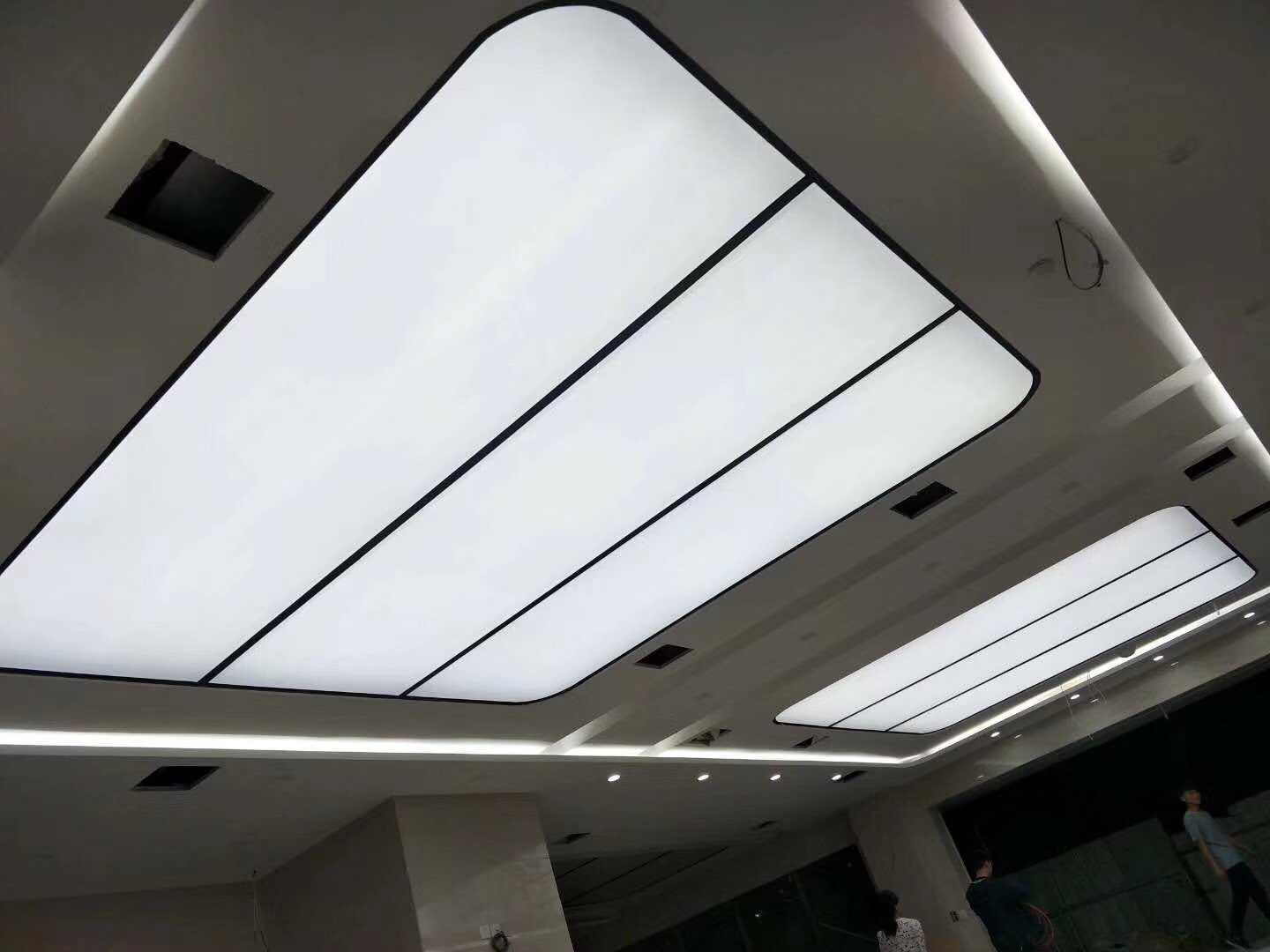 Translucent Grid Image